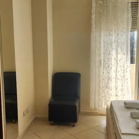 Armando'S Apartment Front On The Sea Durres Exterior photo