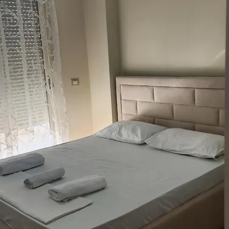 Armando'S Apartment Front On The Sea Durres Exterior photo